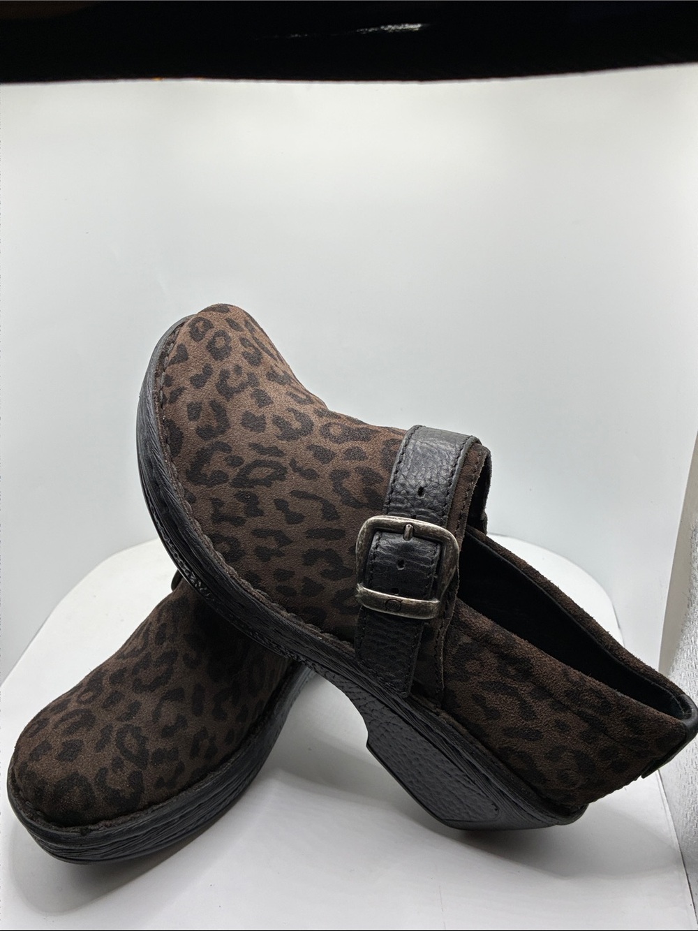 BORN WOMANS CLOG SHOES / LEATHER UPPER/ SIXE6 /  ANIMAL PRINT/ COMFY